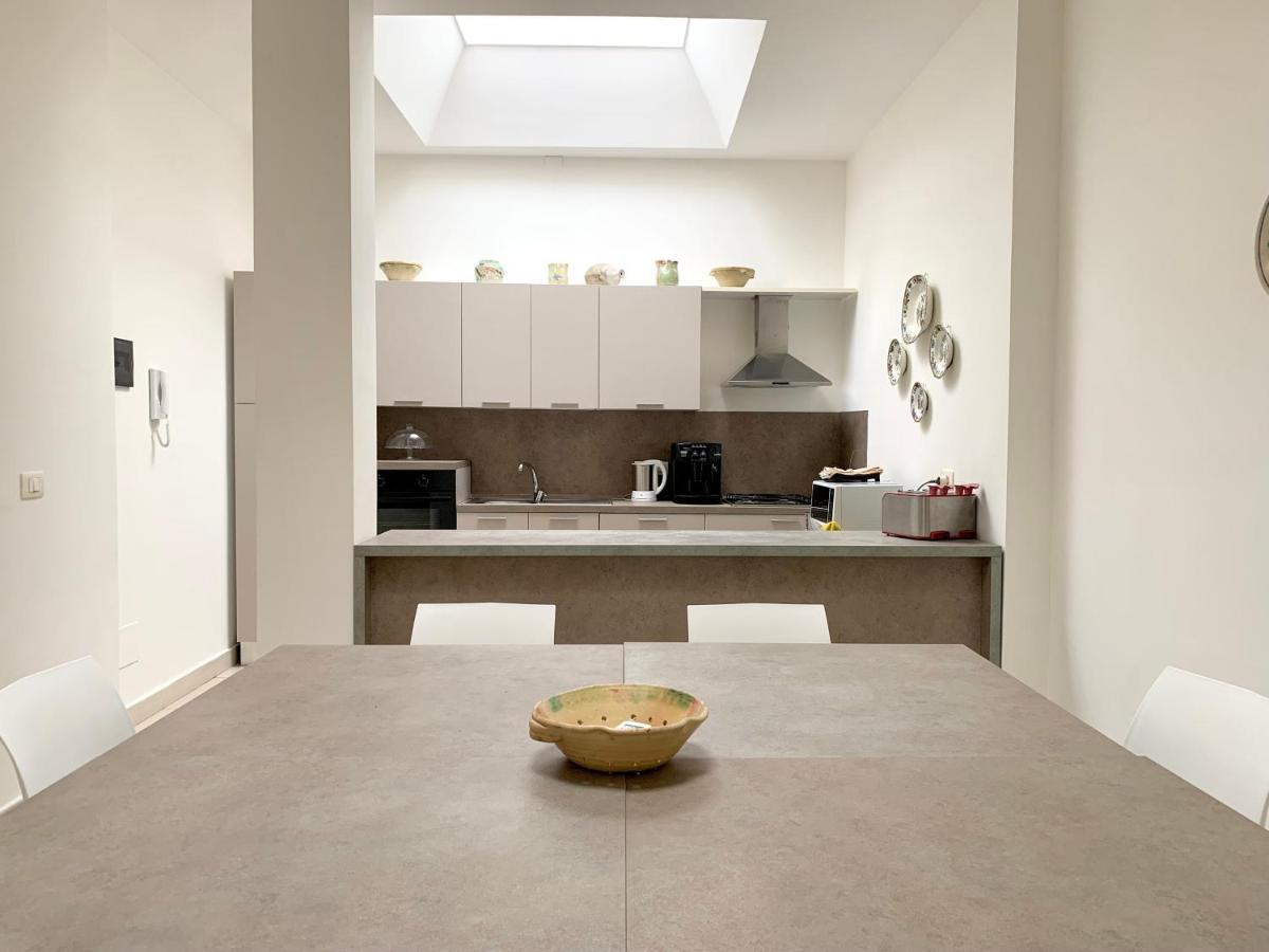 Temenos Villa By Ortigiaapartments Syracuse Extérieur photo
