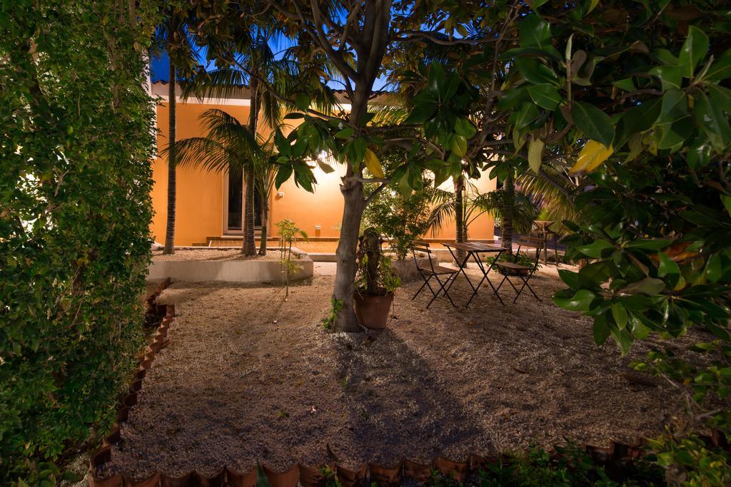 Temenos Villa By Ortigiaapartments Syracuse Chambre photo